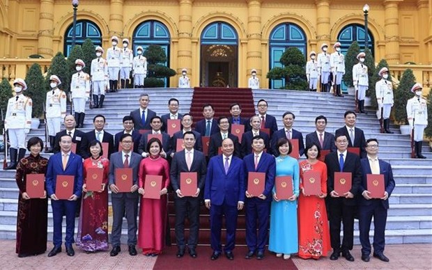 President presents decisions on conferring ambassador titles